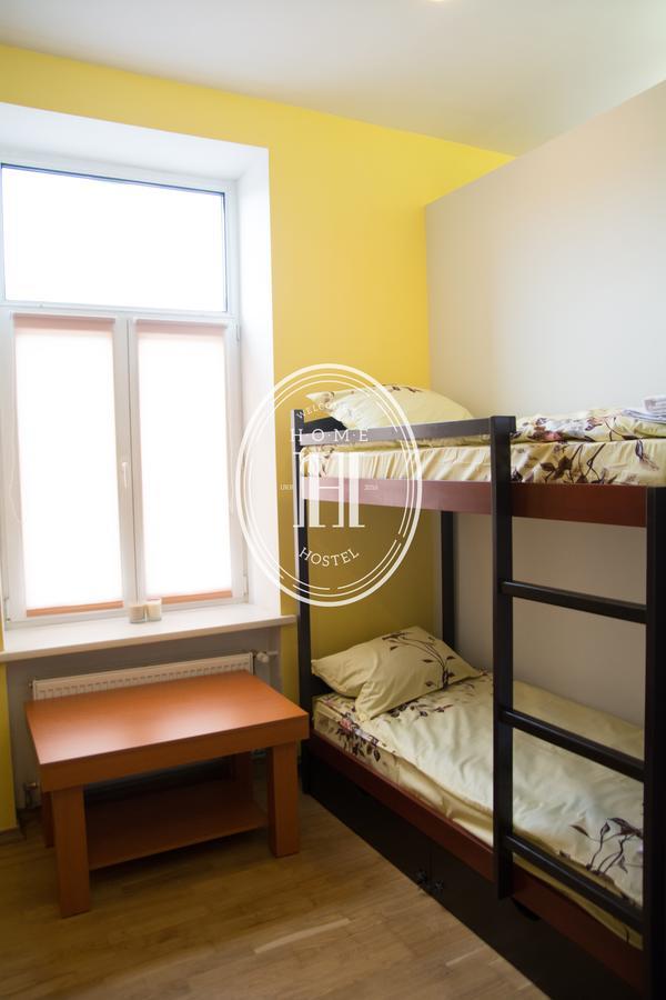 Hostel Home เคียฟ ภายนอก รูปภาพ